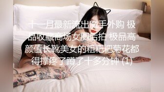 极品熟女半老徐娘近距离吃大屌，如品尝美食一般认真吃鸡，粉嫩的老逼被啃后被大屌狂怼！