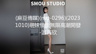 SWAG 尤里（Yuri）喜歡讀書，但對一個人來說卻很寂寞