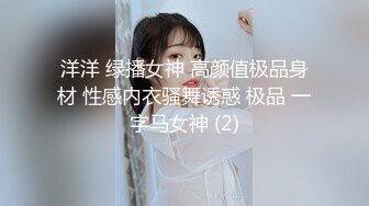 药房的小美女，走了好远去上厕所，为了拍下，我也跟着走了好远，幸好拍下来了！