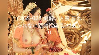 【新片速遞】 人妻美少妇全程露脸黑丝诱惑伺候3个小哥的大鸡巴，揉奶玩逼淫声荡语各种抽插，无套蹂躏射在小嘴里精彩刺激[1.05G/MP4/02:31:07]