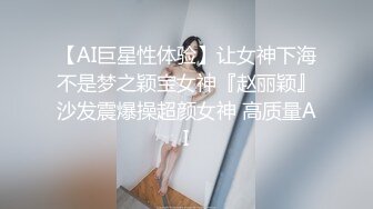 漂亮清纯的小女友女上位快摇到高潮时,男友发力操得欲仙欲死,绝对精彩！