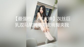 完美无毛粉穴甜美双女9小时大秀，翘起屁股特写手指抠入，道具辣椒双洞齐插，69姿势舔逼，电击屁股厕所尿尿