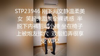 洋老外叫了个无毛小嫩妹 语言不通只能通过肢体语言交流