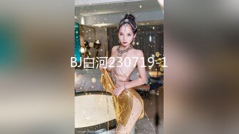 广东极品少妇性感淫妻『婷婷』户外露出自慰 群P淫乱 马路中间做爱 电梯口露出做爱